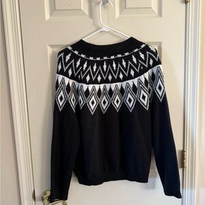 Black and White Geometric Pattern Sweater